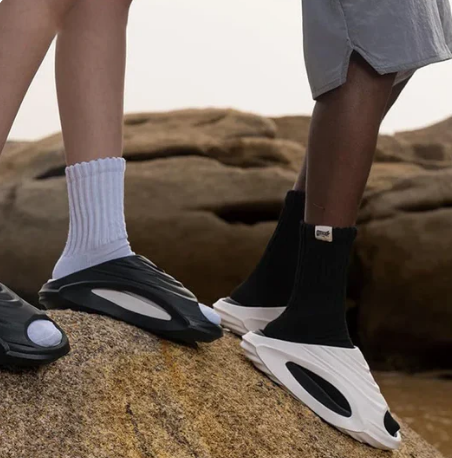 Non-Slip Cushioned Beach Sandals - Comfortable, Durable, Quick-Dry, Unisex