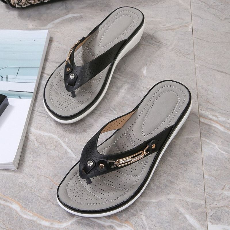 Women’s Cushion Flip Flops – Indoor Outdoor Comfort Sandals