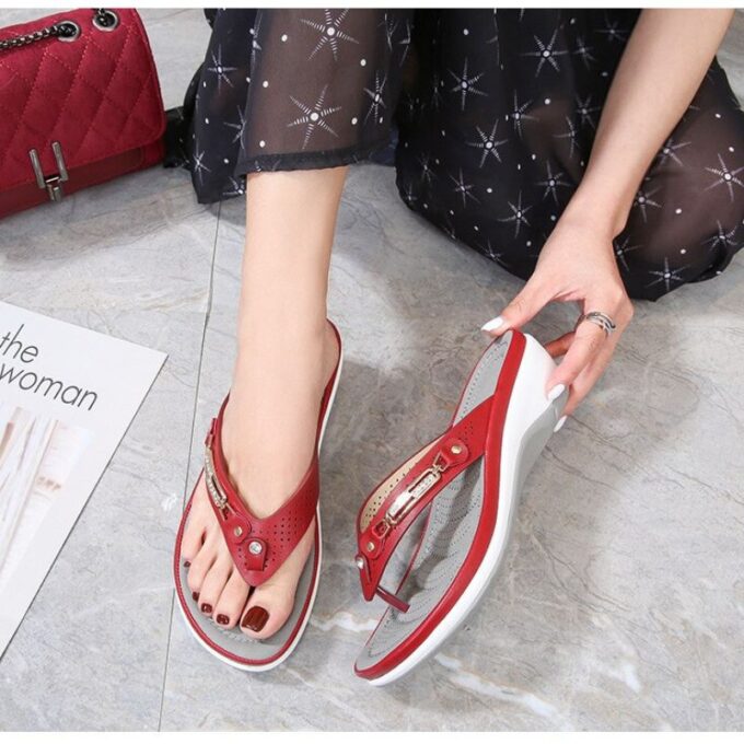 Women’s Cushion Flip Flops – Indoor Outdoor Comfort Sandals