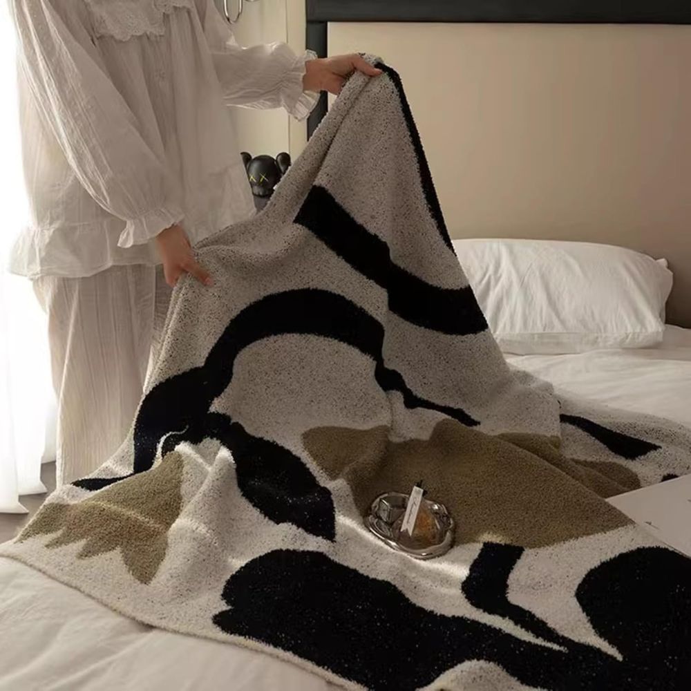 Terra Flow Cozy Blanket – Ultra Soft Warm Throw Blanket