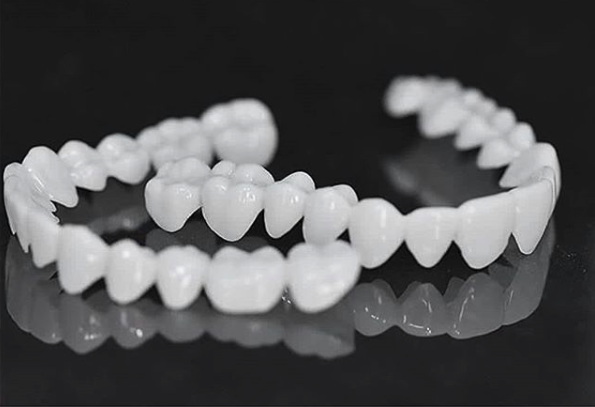 Dental Prosthesis – Realistic Cosmetic Teeth Cover
