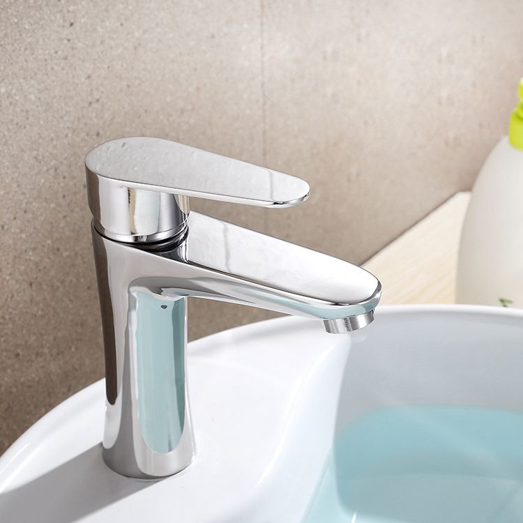 Modern Basin Faucet Single Hole Bathroom Tap