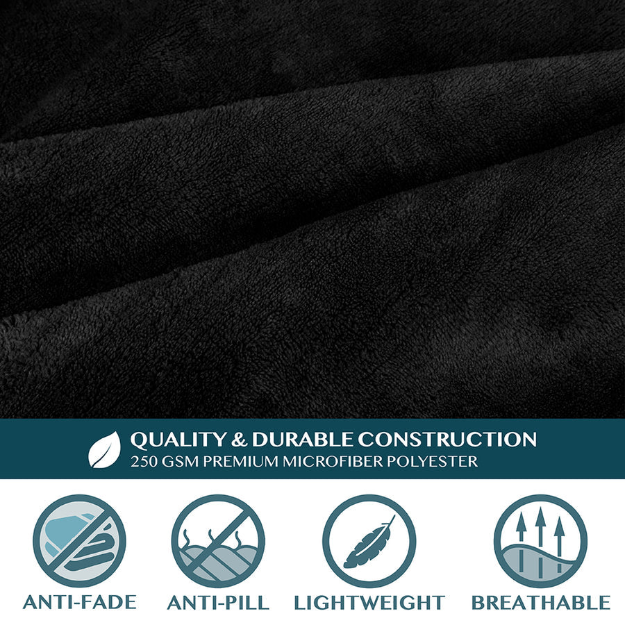 Cozy Fleece Blanket with Pocket – Soft Warm Throw Blanket