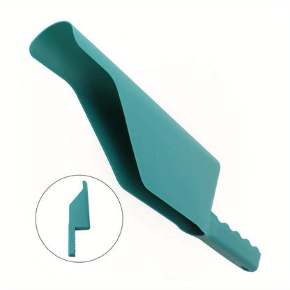 Gutter Cleaning Scoop – Flexible Deep Reach Tool