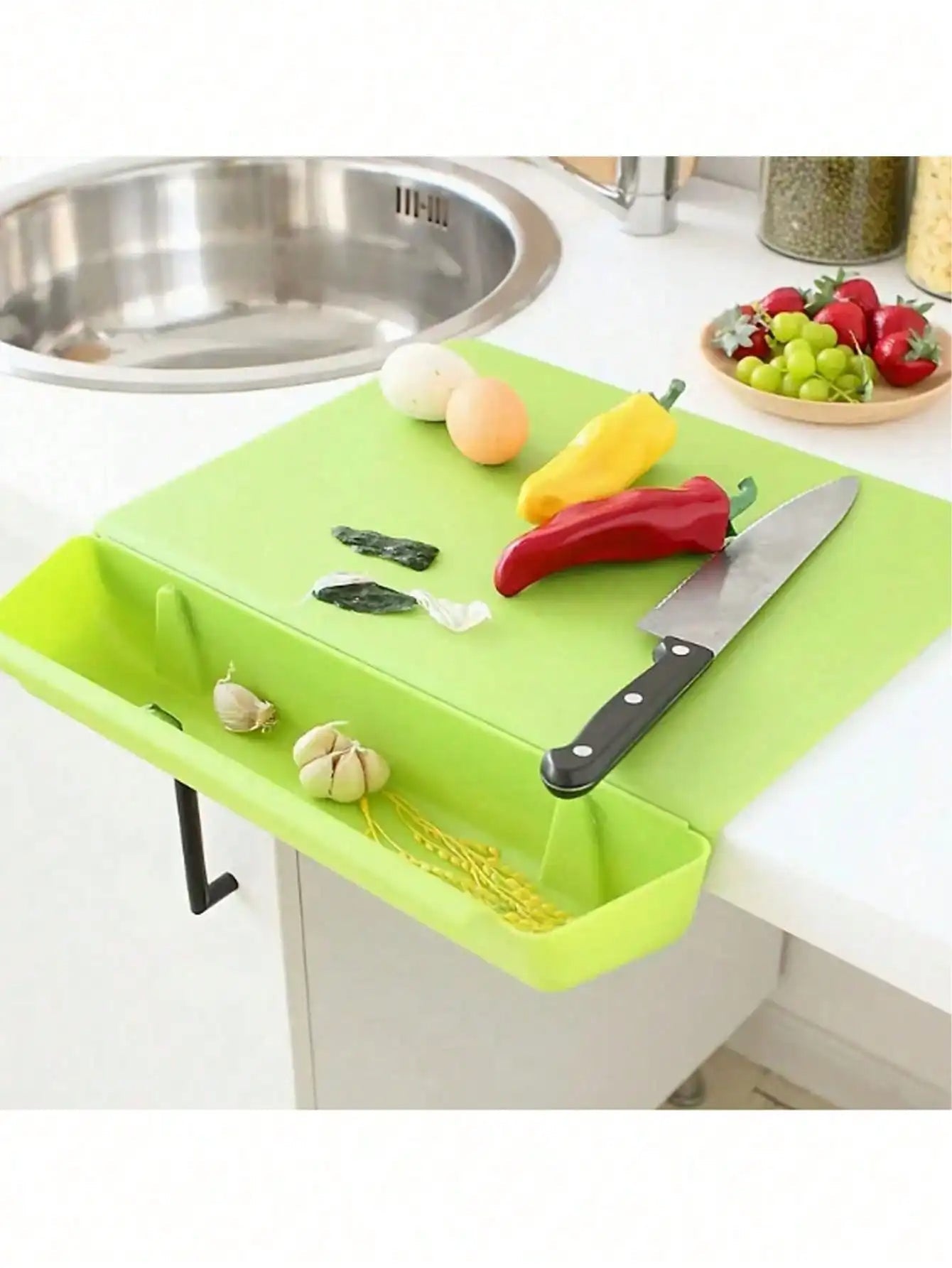 2-in-1 Cutting Board with Storage Container