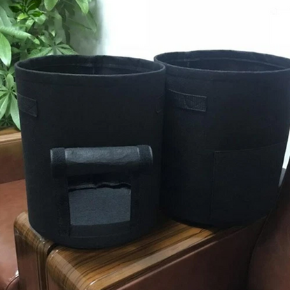 Potato planting bag with harvest window