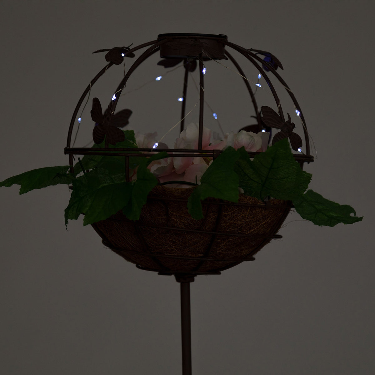 Garden Sphere Solar Planter – image 10