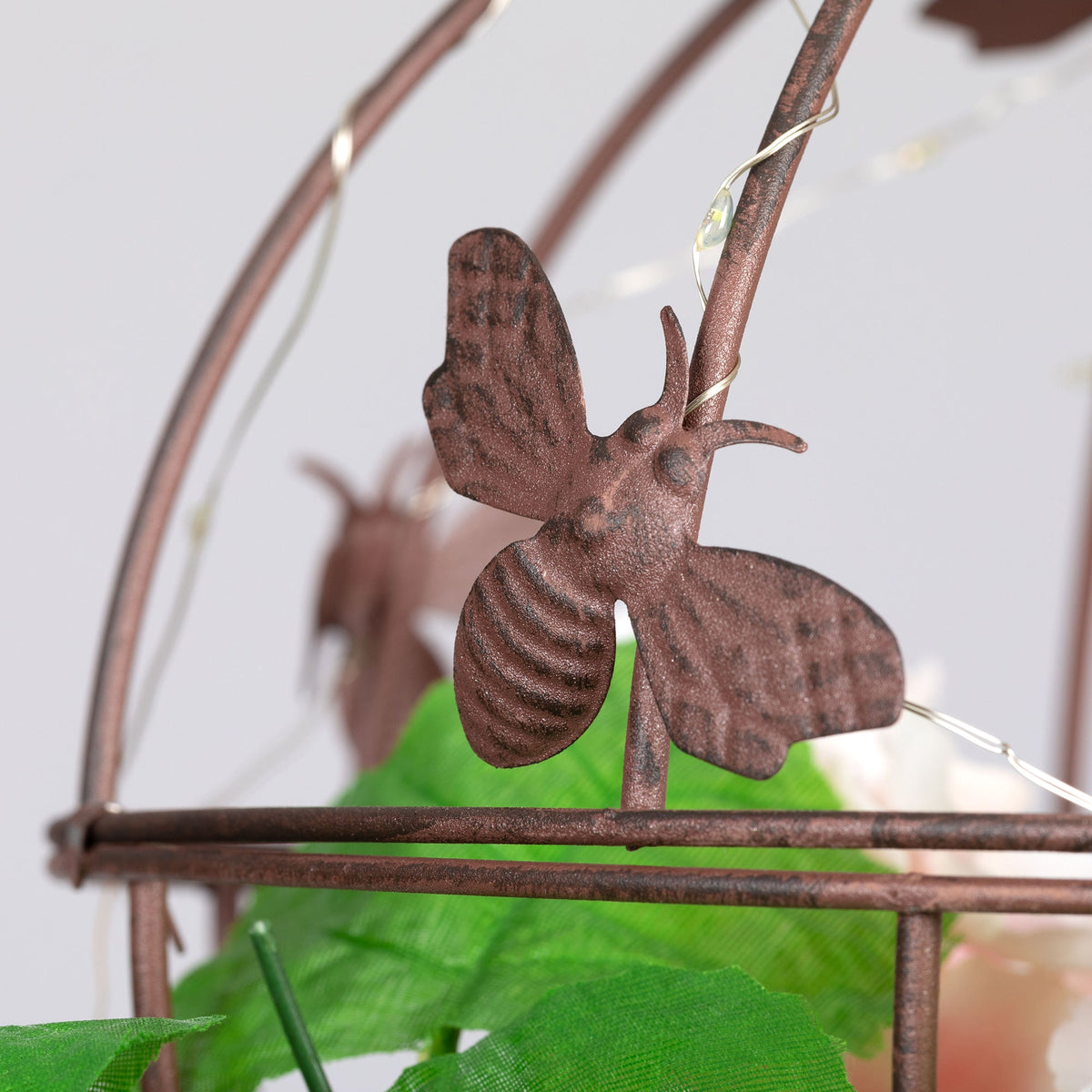 Garden Sphere Solar Planter – image 4