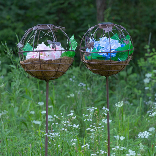 Garden Sphere Solar Planter – image 1