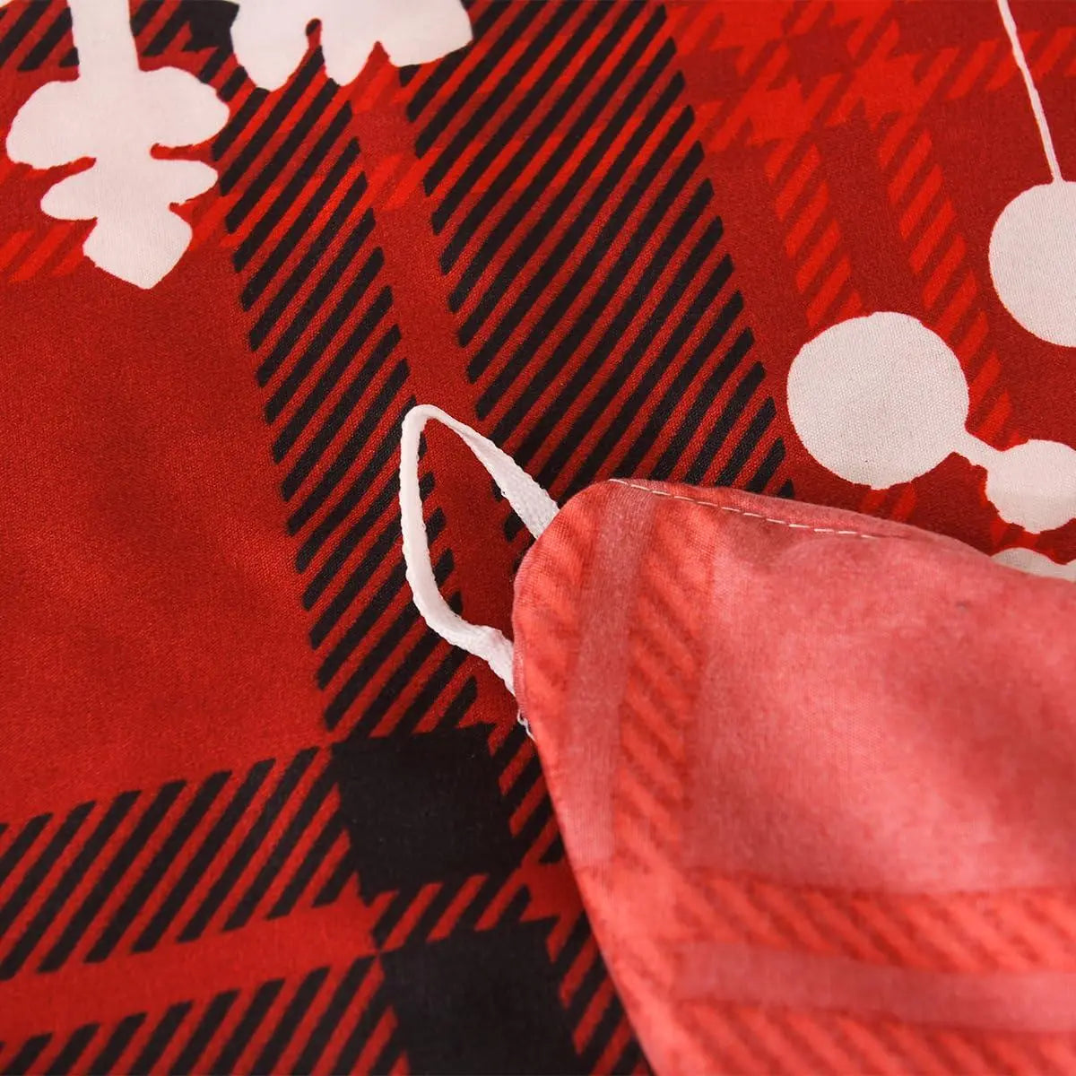 Christmas Checkered Elk Duvet Set – 3 Pieces