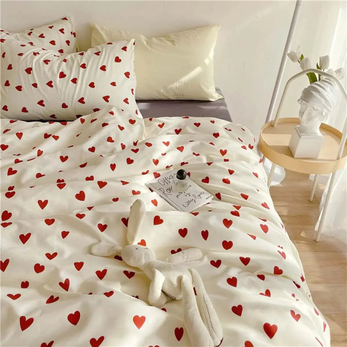 Soft Lightweight Korean Heart Bedding Set – 4 Pieces