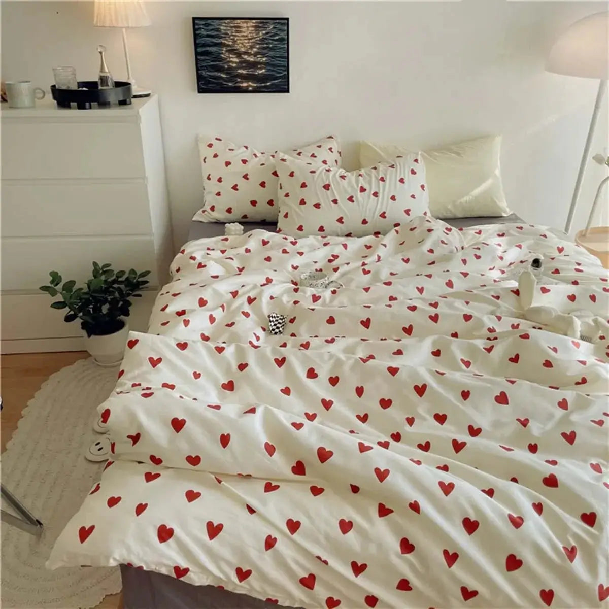 Soft Lightweight Korean Heart Bedding Set – 4 Pieces