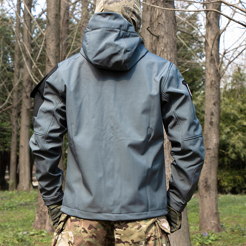 5-in-1 Tactical Jacket – Waterproof Softshell for All Terrain