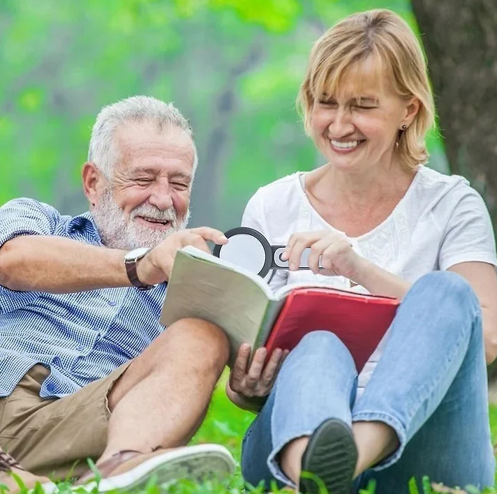 30X Magnifying Glass for Seniors with LED Light