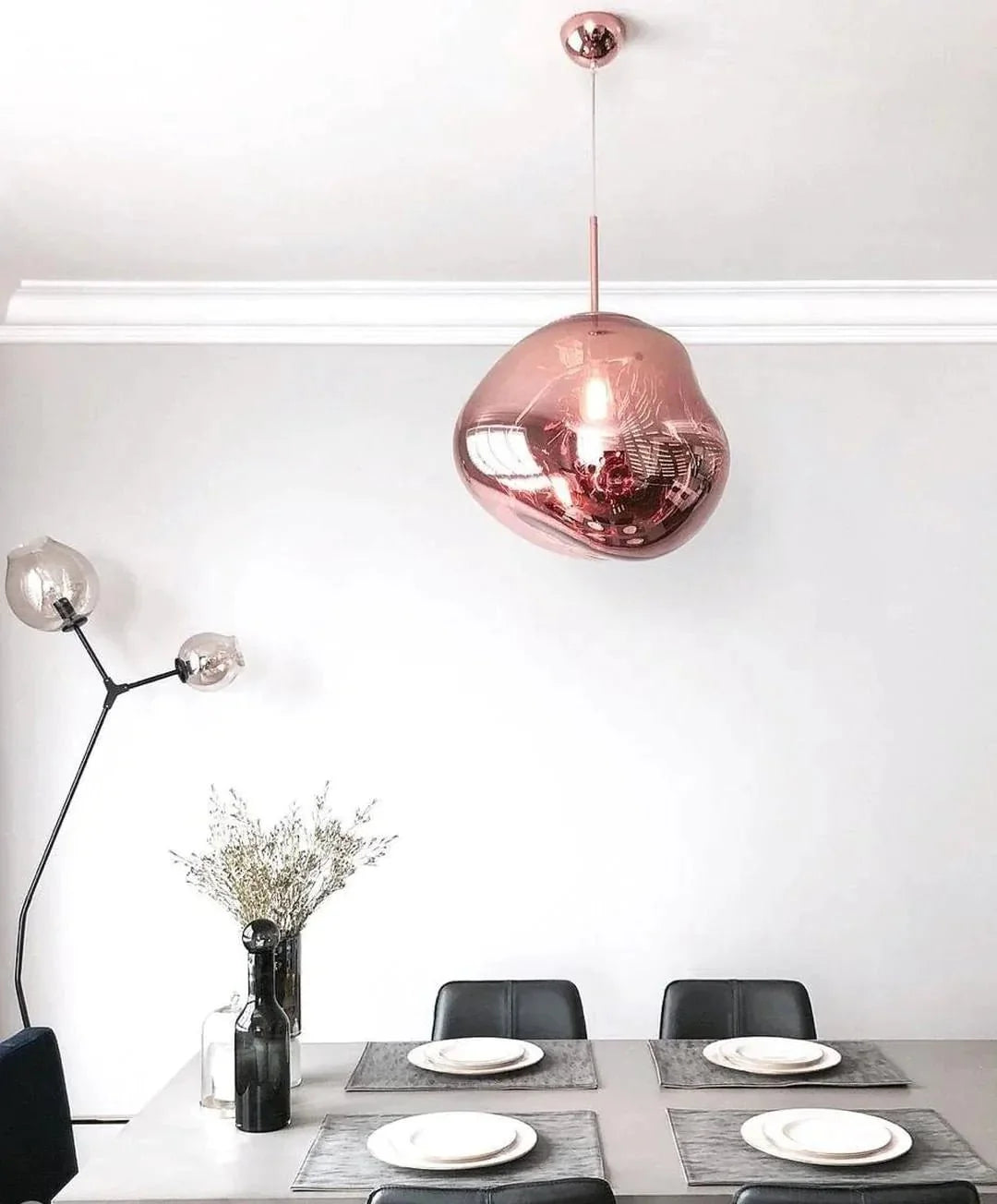 Modern Hand-Blown Glass LED Pendant Light – image 34