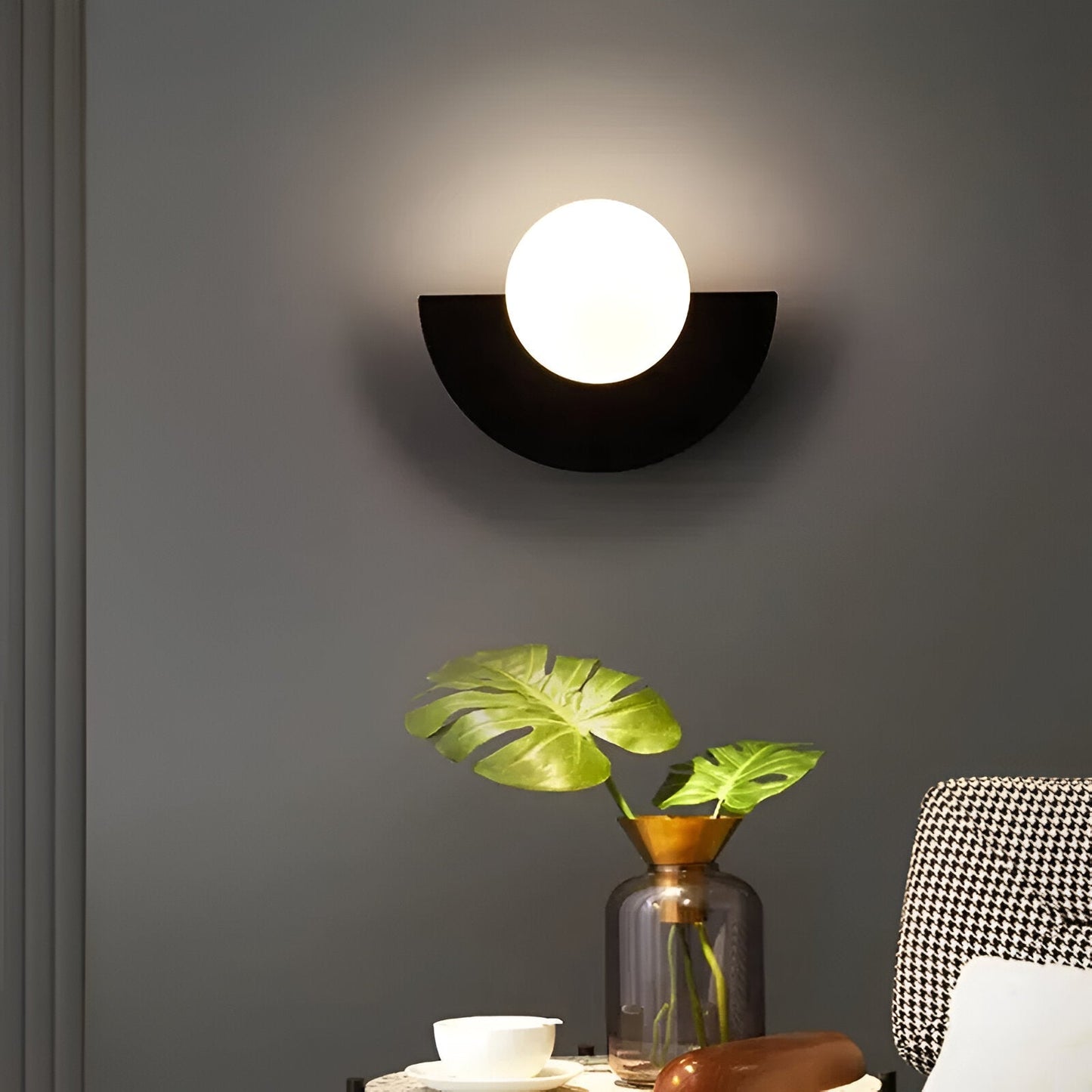 Plug-In Wall Light Modern LED Sconce