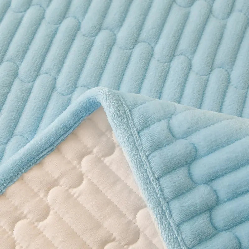 Airy Coverlet Set