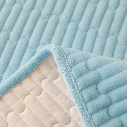 Airy Coverlet Set