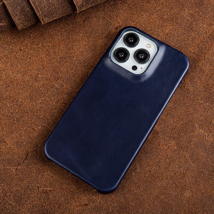 Genuine Leather iPhone Case – Oil Wax Cover with MagSafe, Drop Protection & Aged Patina Finish