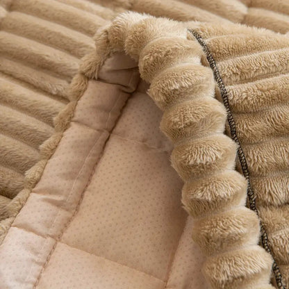 Stretch Sofa Cover – Pleated Elastic Couch Protector