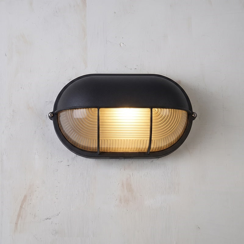 Outdoor Aluminium Wall Sconce with Opaque Glass Shade – image 85