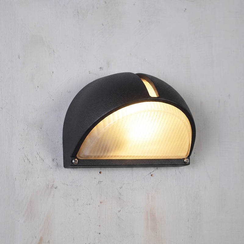 Outdoor Aluminium Wall Sconce with Opaque Glass Shade – image 79
