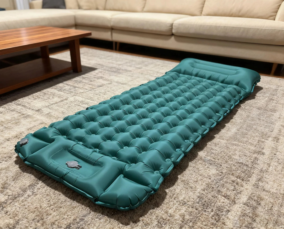 Inflatable camping mat with pillow – 10 cm thick