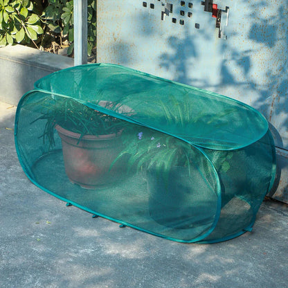Pop-up foldable plant protection net for beds