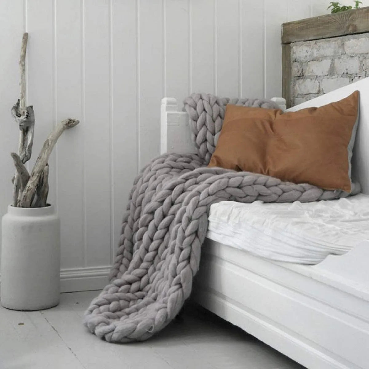 Calming Cave Pet Bed Cozy Hooded Dog Cat Bed