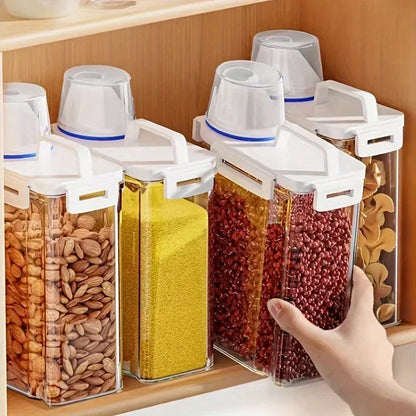 2.5 L Airtight Dry Food Storage Container with Measuring Cup