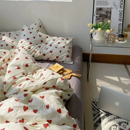 Soft Lightweight Korean Heart Bedding Set – 4 Pieces