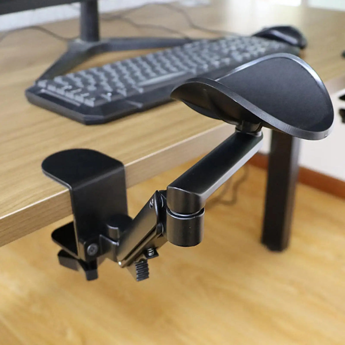 Rotating Arm Rest