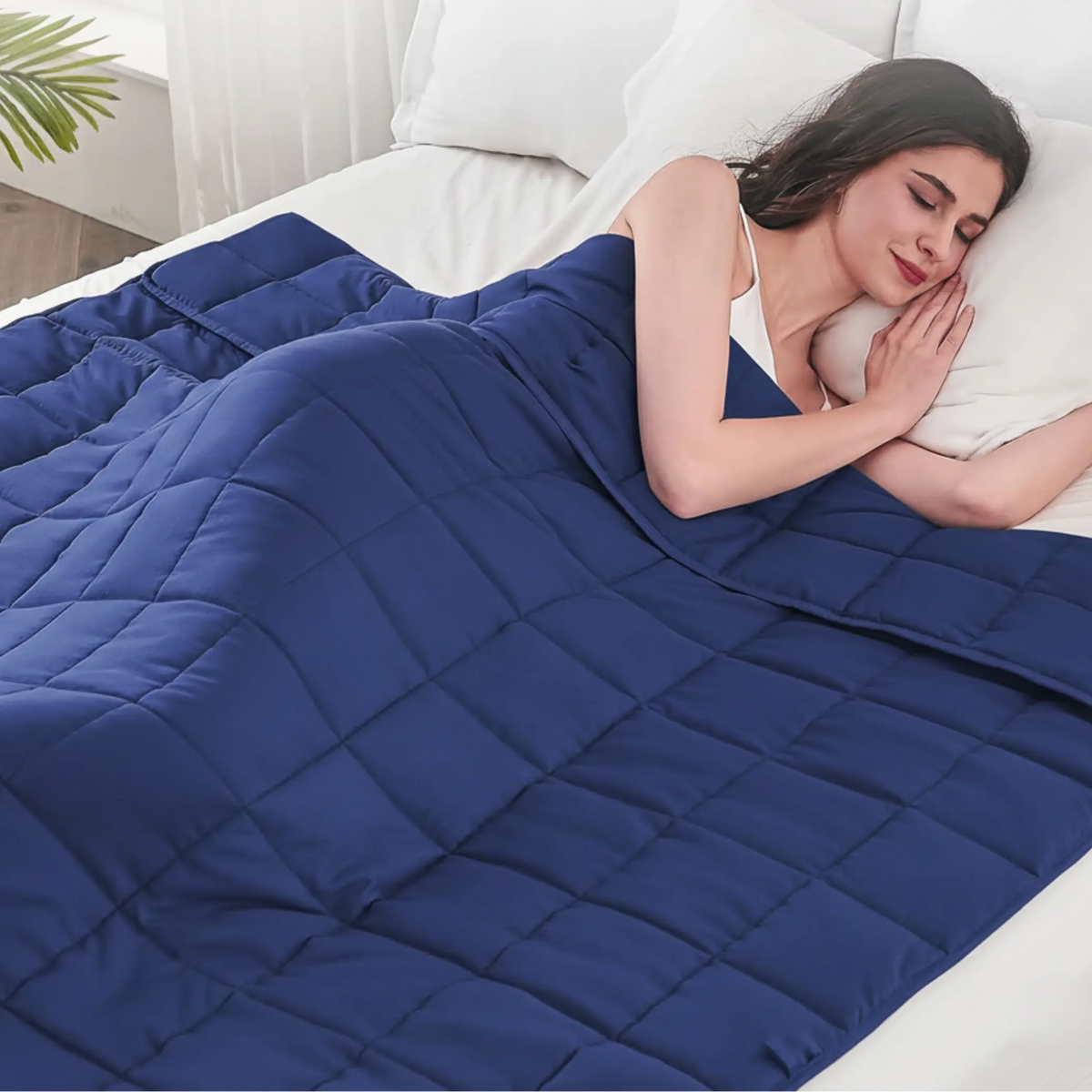 Weighted Blanket with Glass Beads and Polyester Cover