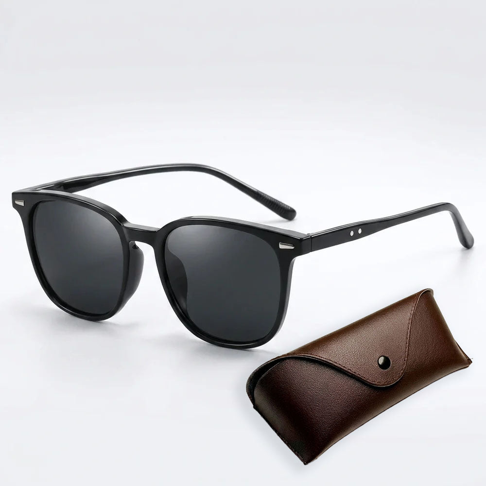 Tortoiseshell Frame Sunglasses with Mirrored Lenses