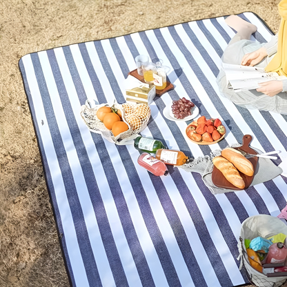 Waterproof Picnic Blanket with Carry Handle – Foldable
