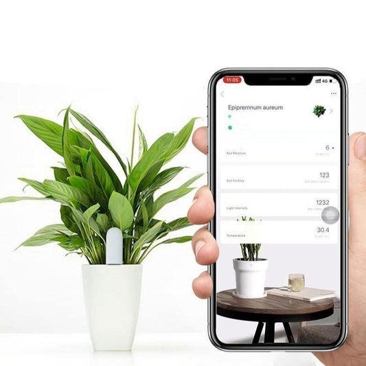 Plant sensor with app control – soil moisture and nutrients