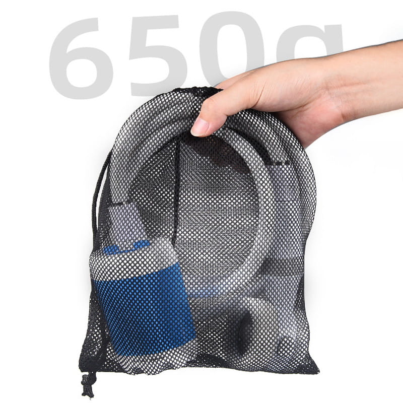 Portable camping shower with pump and 2 spray modes
