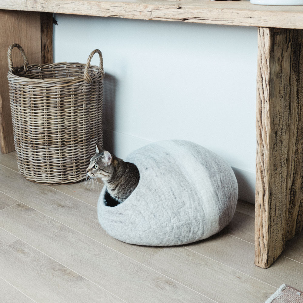 Felt Cat Cave image 2