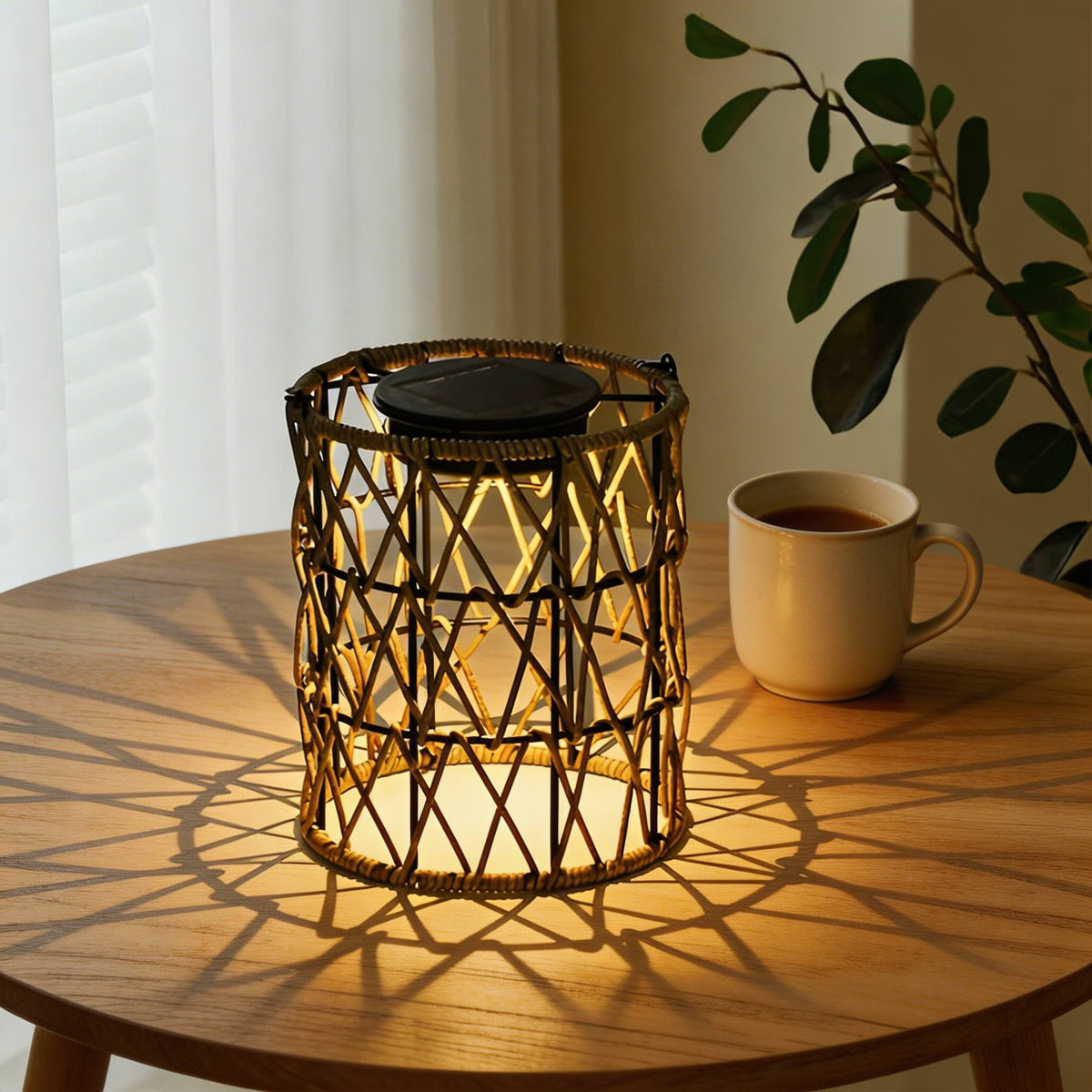 Adjustable Waterproof Solar LED Lantern for Garden and Patio – image 7