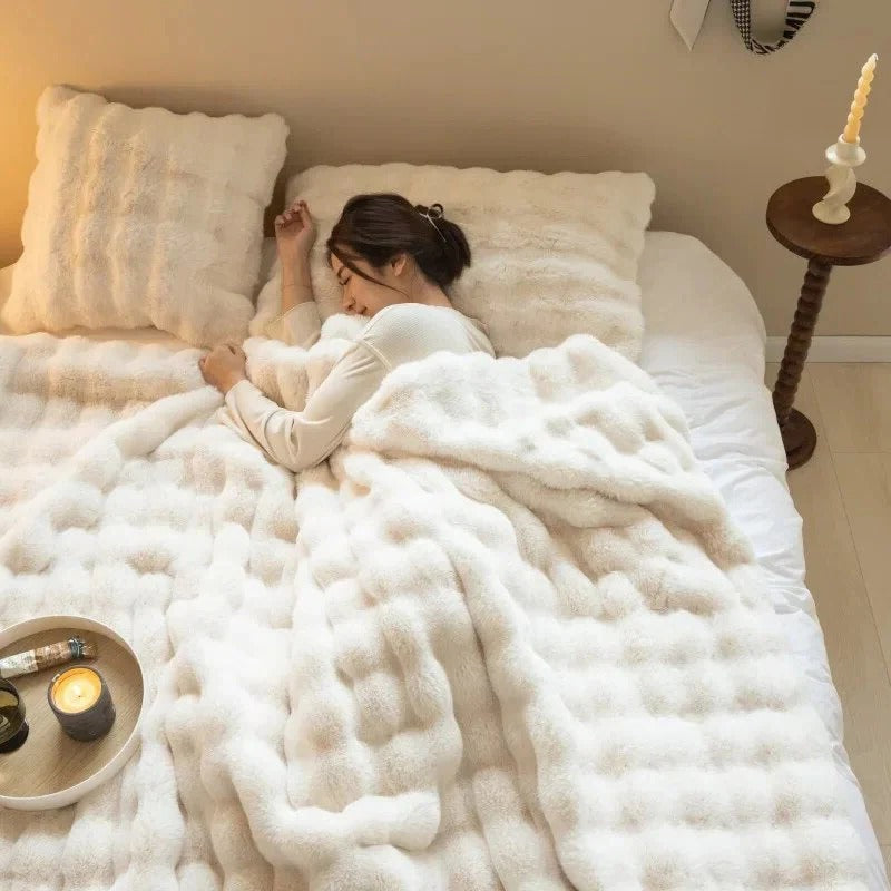 Ultra-Soft All-Season Blanket