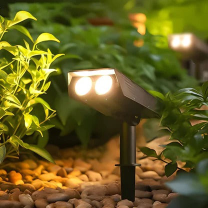 Solar LED Multi-Zoom Outdoor Spotlight