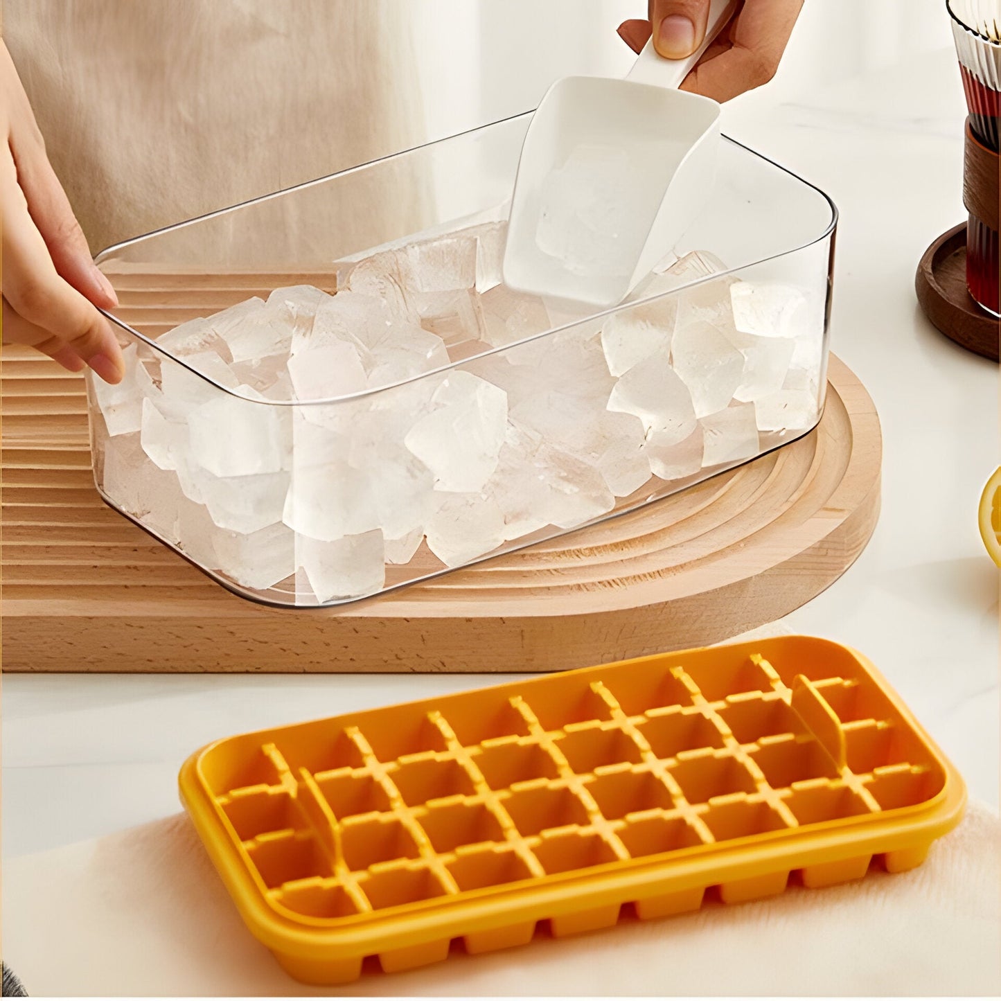 One-Click Ice Cube Tray with Storage Box