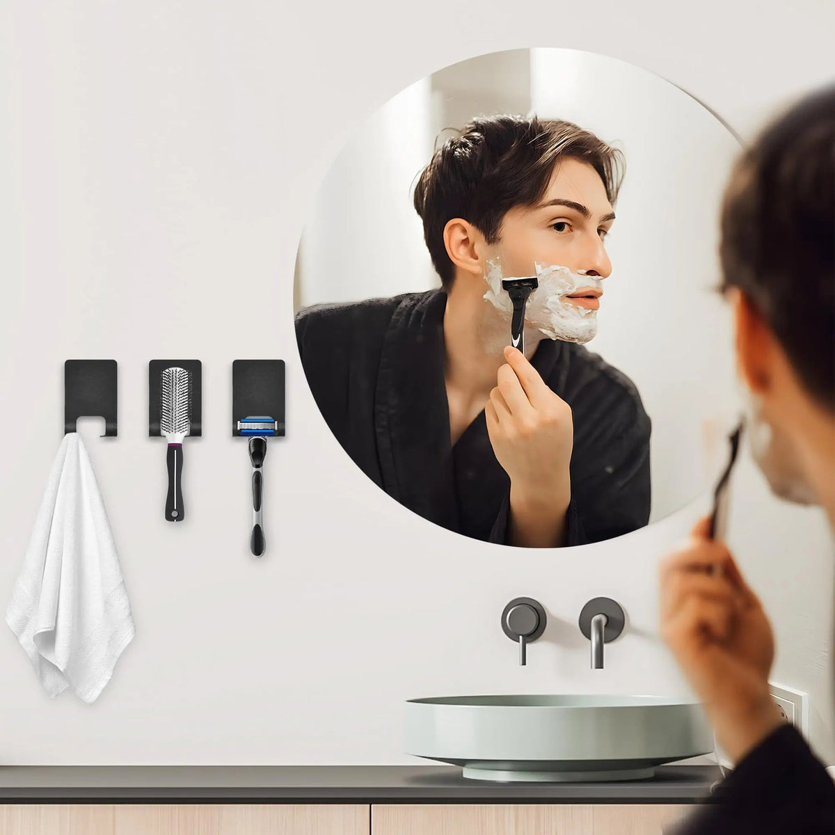 Shaver Wall Hanger – 2 Pieces