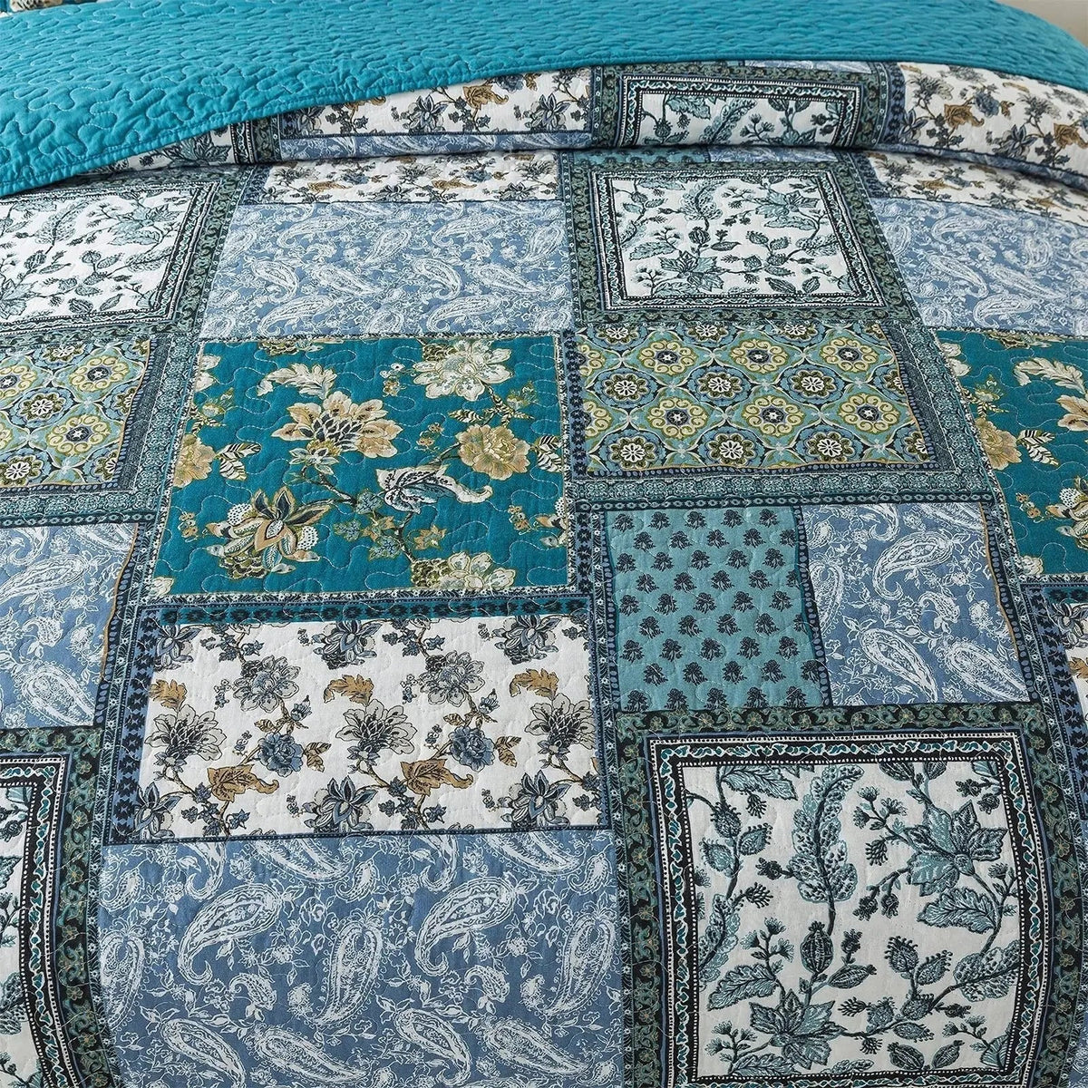 Patchwork Quilt Set
