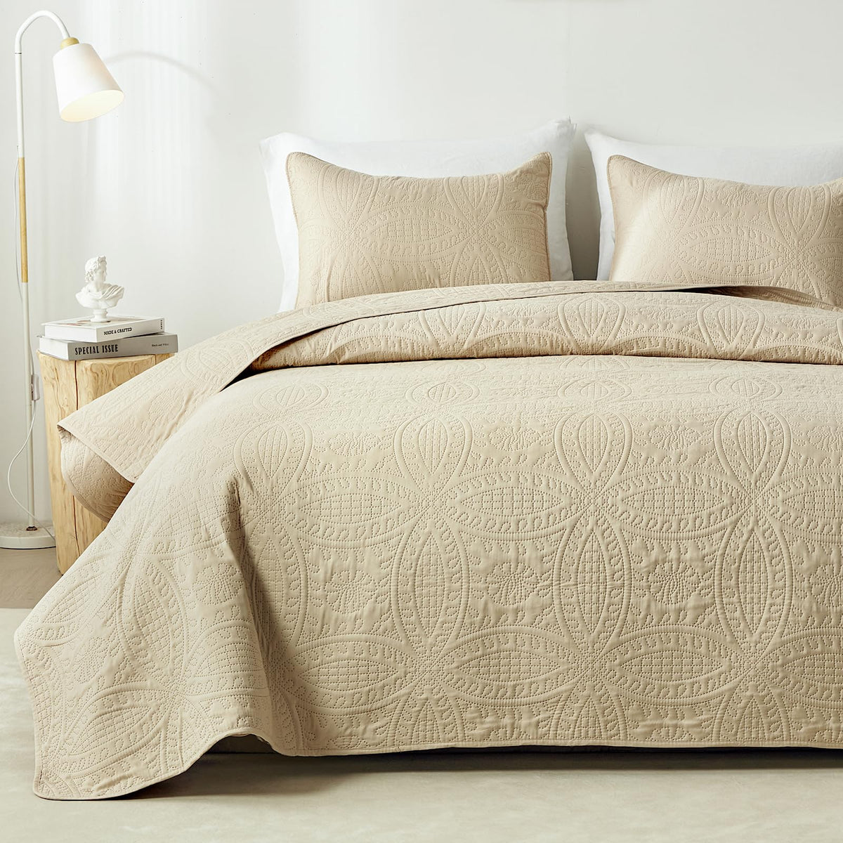 Soft Lightweight Coin Pattern Bedding Set