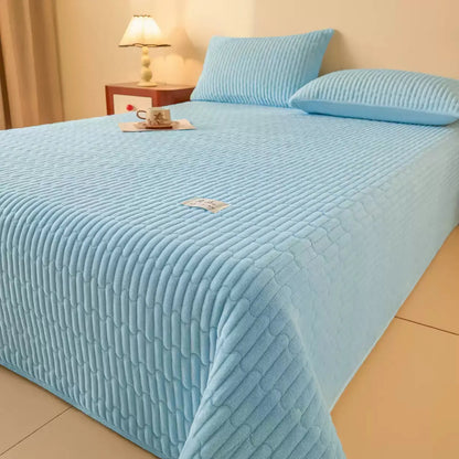 Airy Coverlet Set