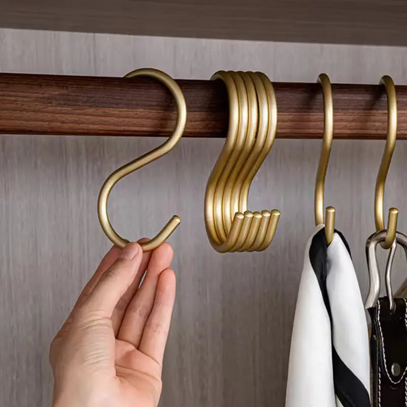 Multipurpose Aluminium Hooks Matte Finish – 5 Pieces