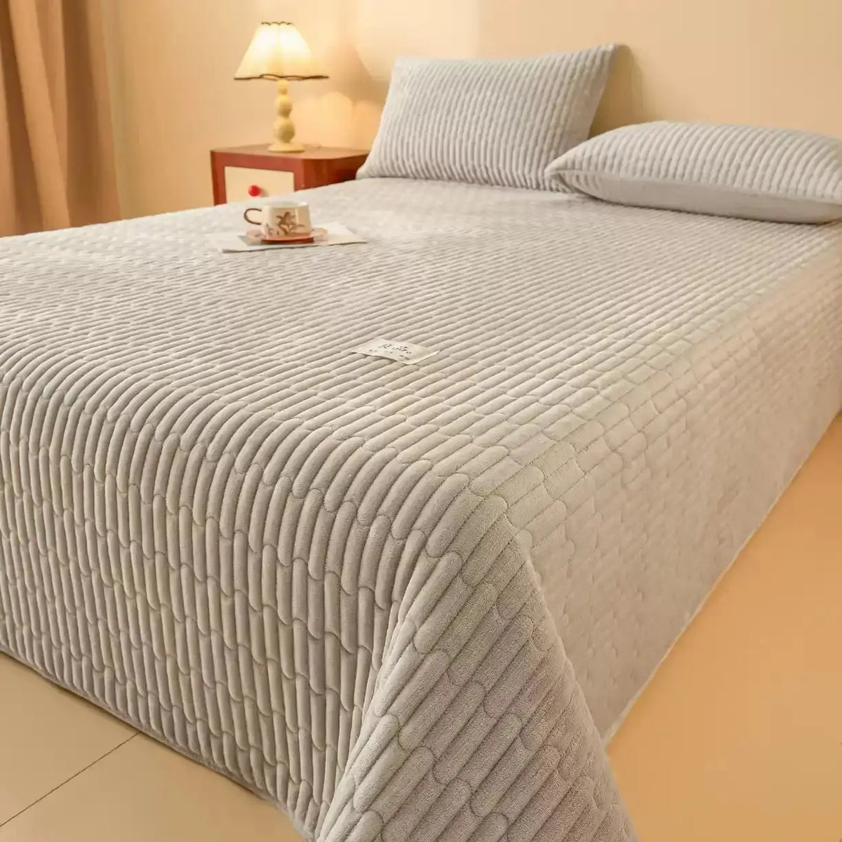 Airy Coverlet Set