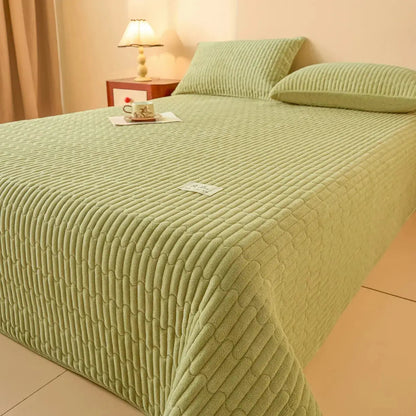 Airy Coverlet Set