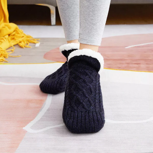 Women’s Non-Slip Thermal Fleece Grip Socks